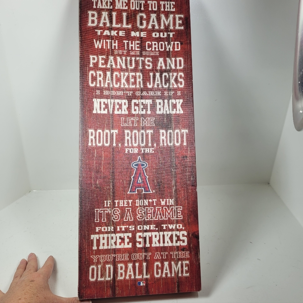 Angels Red Wall Decor Art